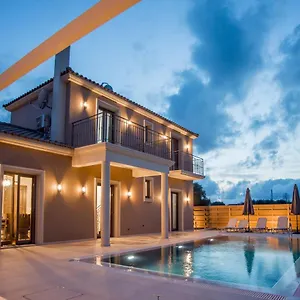 Luxury Chrisi Svoronata